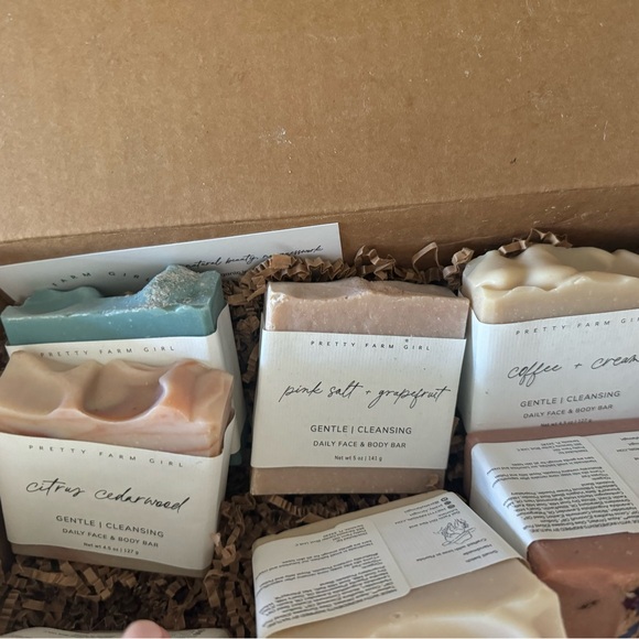 Pretty farm girl tallow and goat milk bar soap - Picture 3 of 5